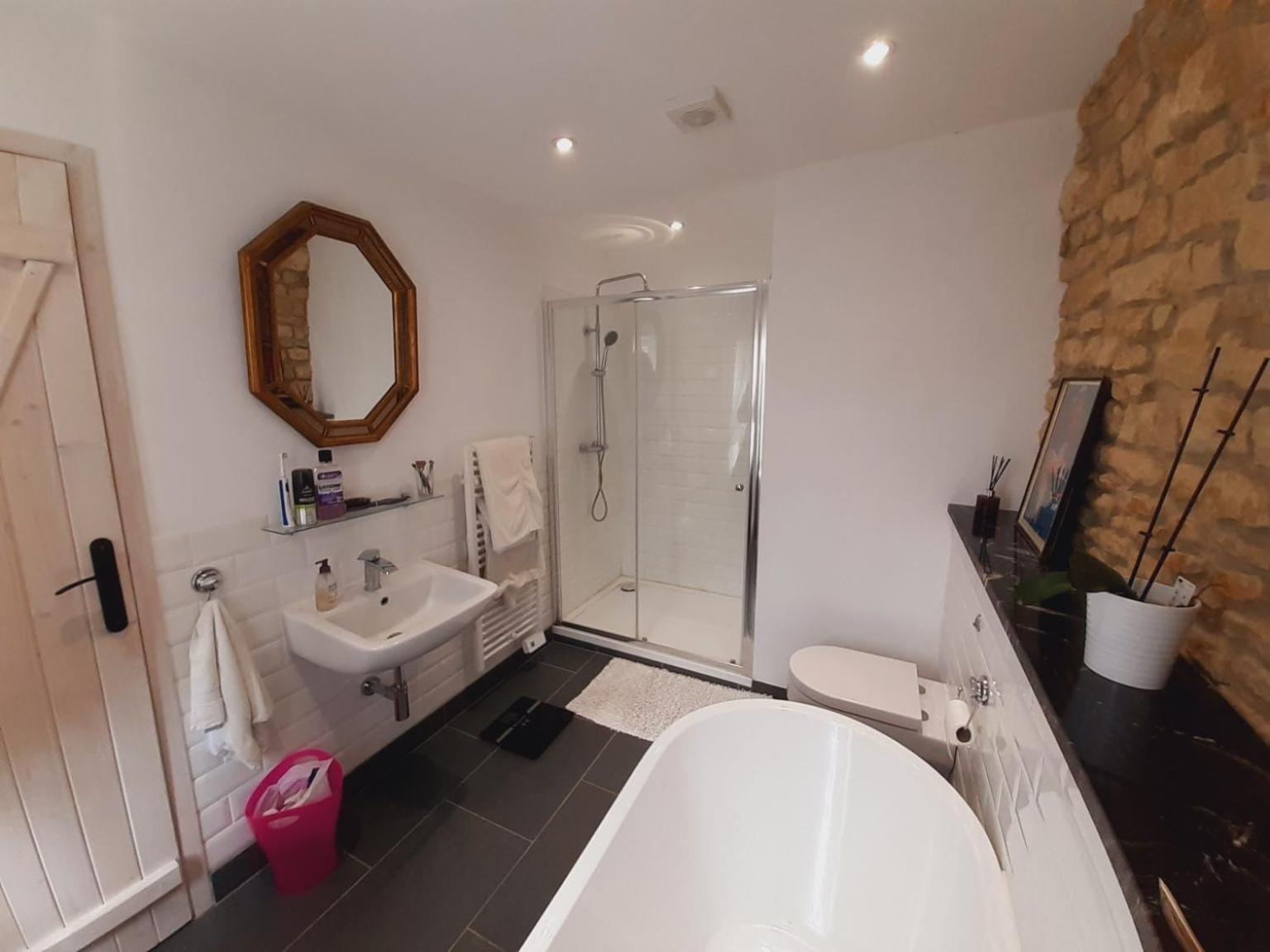 Les Geais Bed & Breakfast Saint-Pierre-la-Noue Ruang foto